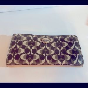 Coach brown/tan wallet